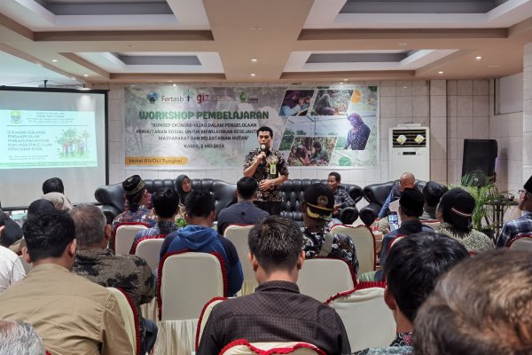 Workshop Pembelajaran Konsep Ekonomi Hijau dalam Pengelolaan Perhutanan Sosial.