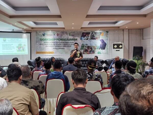 Workshop Pembelajaran Konsep Ekonomi Hijau dalam Pengelolaan Perhutanan Sosial.