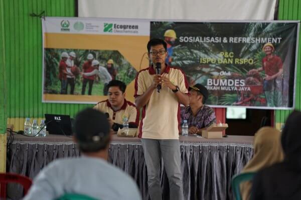 Choirul Fuadi, Direktur Badan Usaha Milik Desa (BUMDes) Berkah Mulya Jay