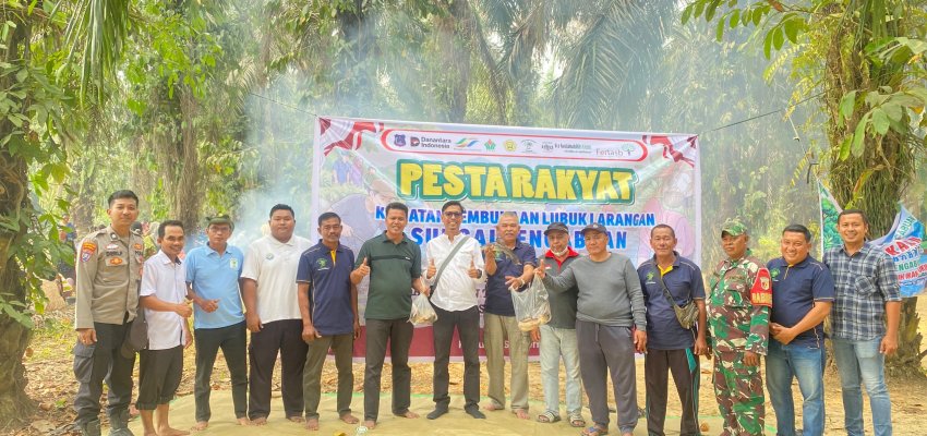 Pesta rakyat pembukaan lubuk larangan sungai pangabuan.